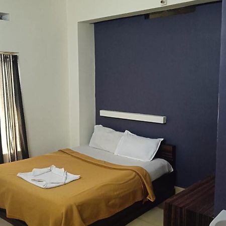 Hotel Orginal Residency Коллам Экстерьер фото