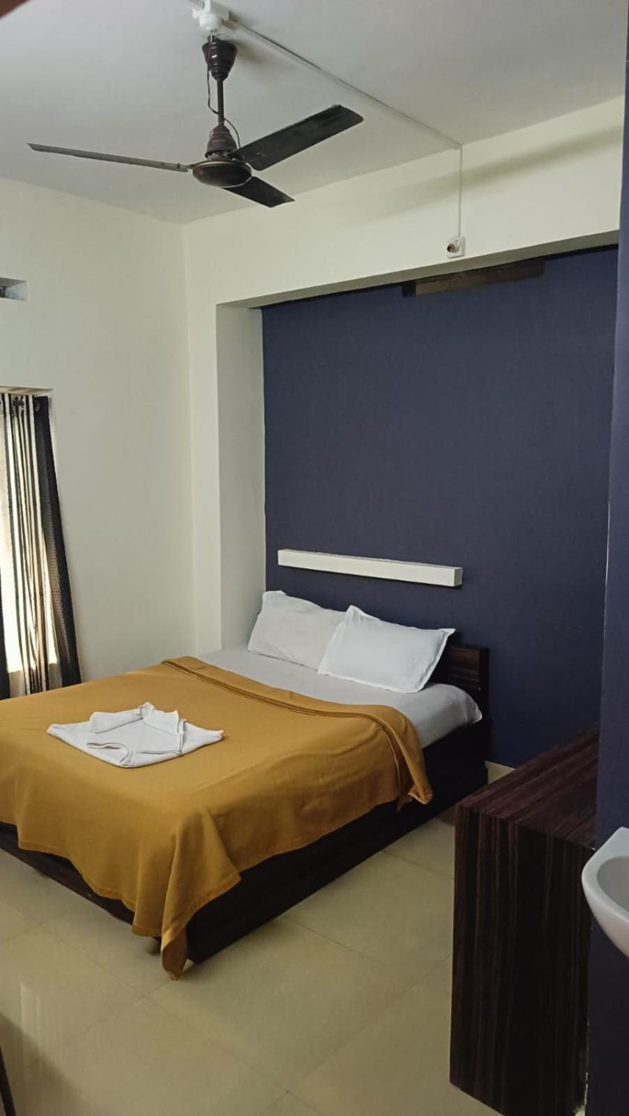 Hotel Orginal Residency Коллам Экстерьер фото